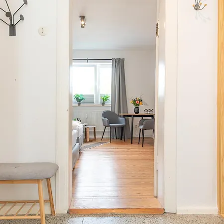 Kommood - Gemuetlich In Der